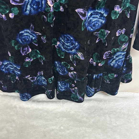 Wild Fable Black and Blue Floral Mini Dress great with pair leggings - Picture 3 of 9